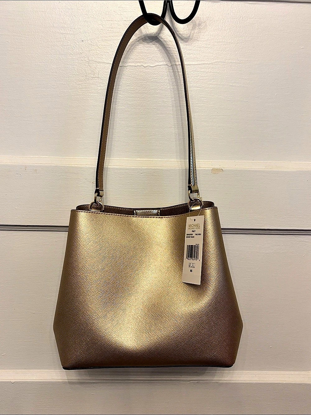 Michael Kors Pratt Medium Metallic Shoulder Bag Gold